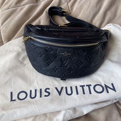 Louis Vuitton -Utility Backpack for Sale in Pompano Beach, FL - OfferUp