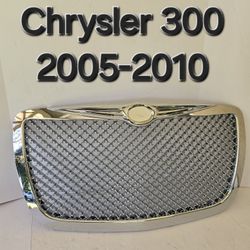 Chrysler 300 2005-2010 Grille