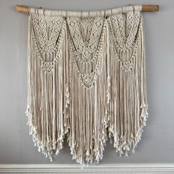 Large Oversized Of White Cream Macrame Wall Hanging Art 1970’s Hippie Boho Bohemian Decor Driftwood