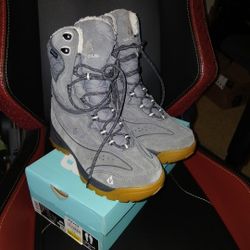 Vasque Women's Waterproof Hiking Boots