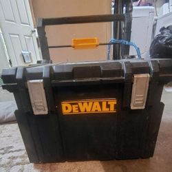 DeWalt Rolling Stackable Toolbox 