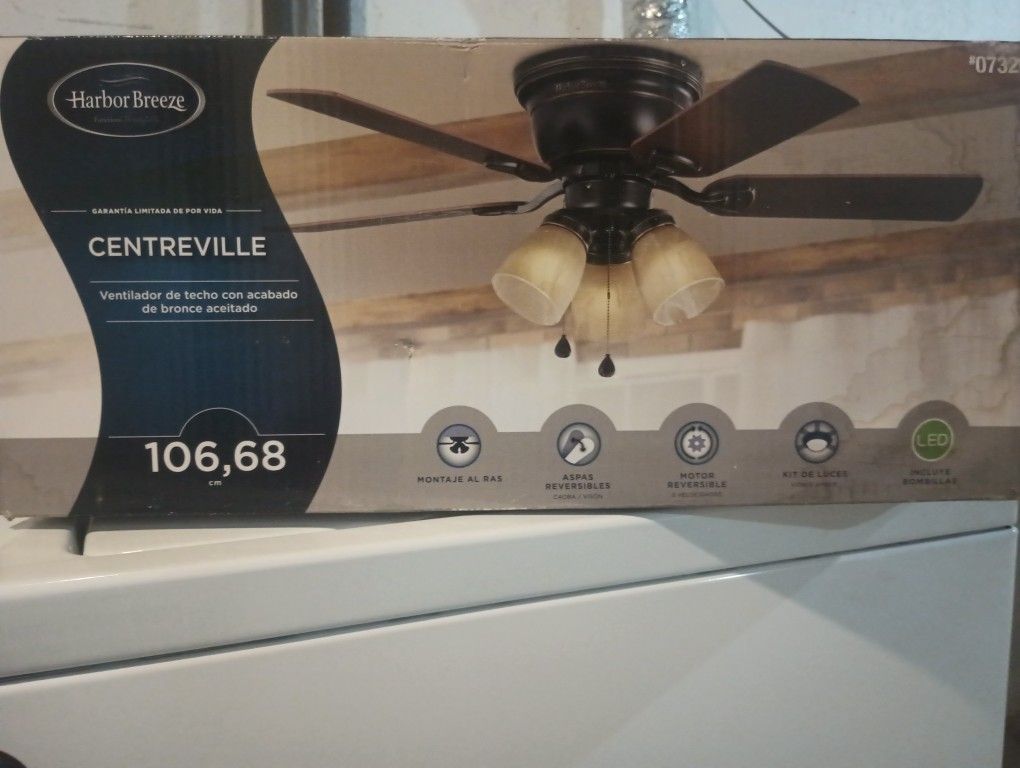 Harbor Breeze "Centreville" Ceiling Fan