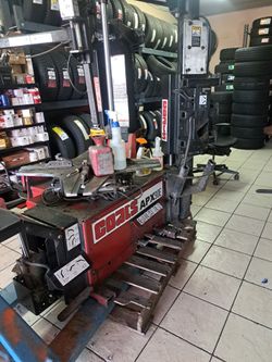 Coats Apx90E Tire Machine
