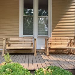 Glider Benches & Porch Swings 