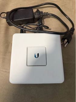 Ubiquiti UniFi Security Gateway (USG) – Great Condition