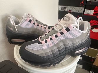 NIKE AIR MAX