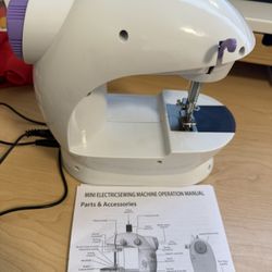 Mini Sewing Machine 