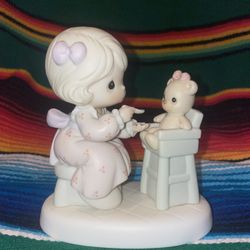 Precious moments Figurine