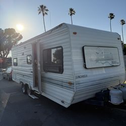 1995 Cmpan Travel Trailer