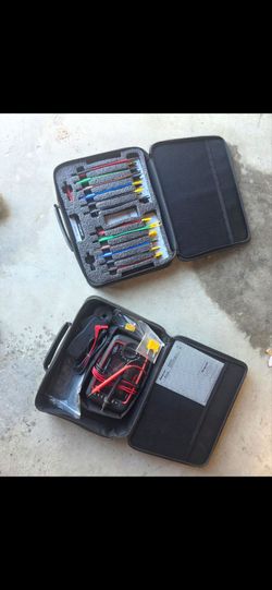 Snapon Digital Multimeter Kit with Test Leads Case