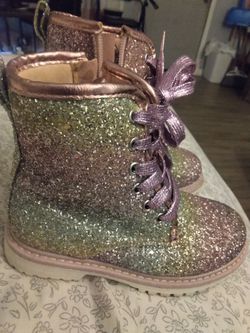 Girls boots size 13