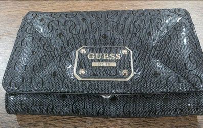 Guess wallet