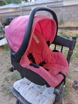 Evenflo Pink Baby Infant Car Seat Good Condition