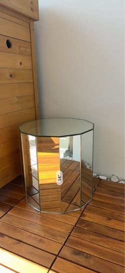 Mirrored Octagonal Side Table 14"