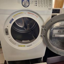 Una Secadora SAMSUNG De Gas Cuatro Meses De Garantia Se Yeva Adomisilio