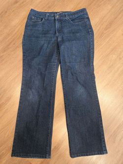 Nine West ladies size 12 denim jeans in new condition