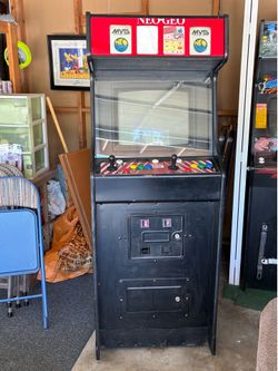 Neo Geo MVS Arcade Cabinet 2-Slot  with Puzzle Bobble