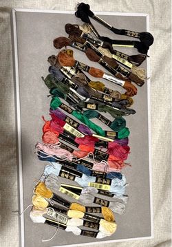 DMC Embroidery Floss Lot - Lot of 30 skeins (Bag 3) Assorted Colors