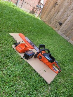 Motosierra ECHO de batería DCS-5000 semi nueva excelente condiciones barra 18 pulgadas