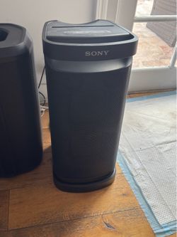 Sony SRS-XP700 Portable Bluetooth Party Speaker