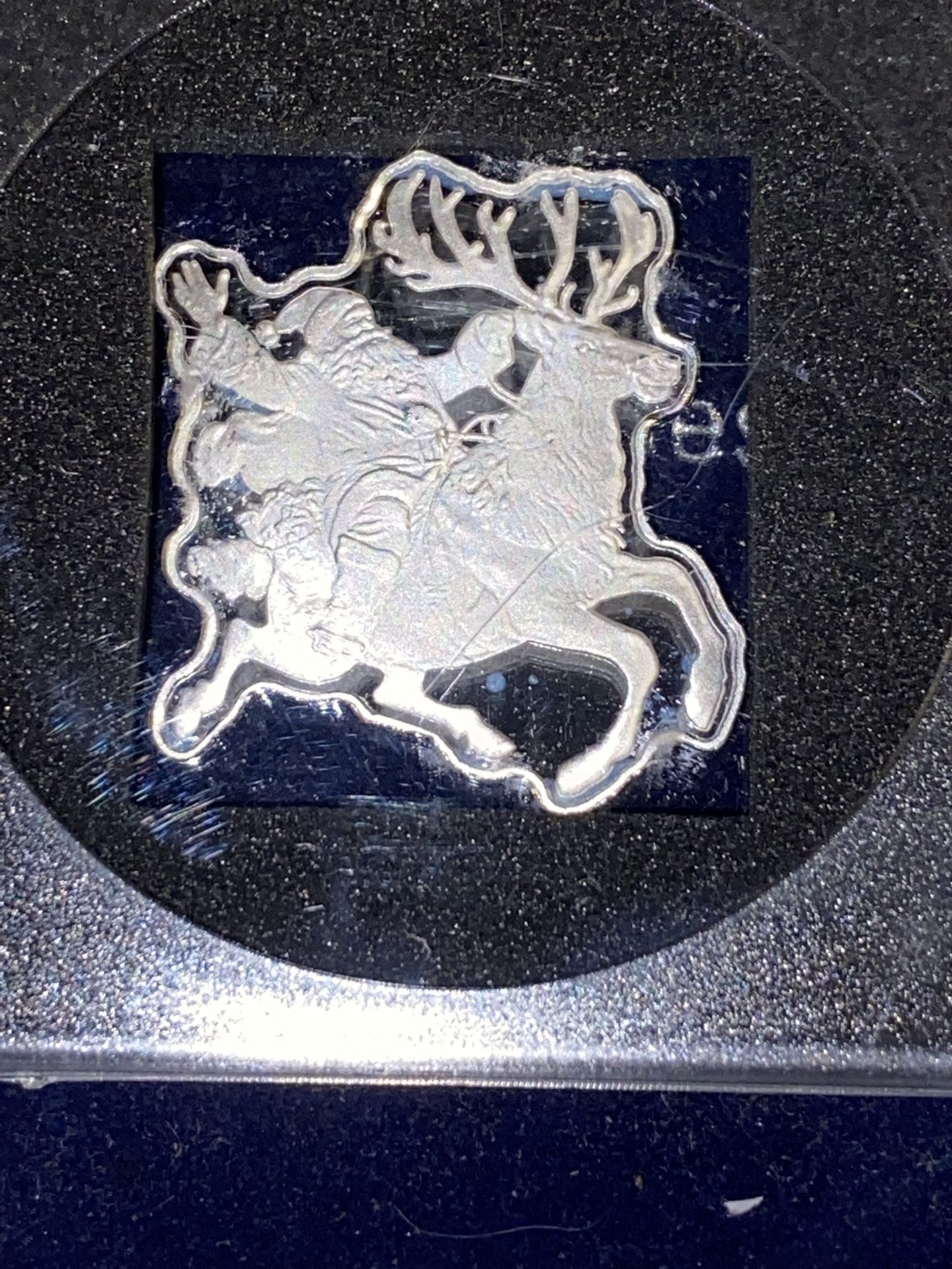 5 g silver Santa with reindeer limited edition comes with box and plastic seal
