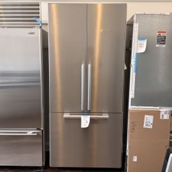36” Miele French Refrigerator Stainless Built In