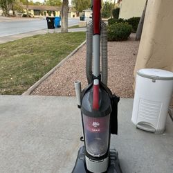 Nearly New Dirt devil Endura max