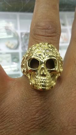 14k Gold Ring Skull 24.9 grams