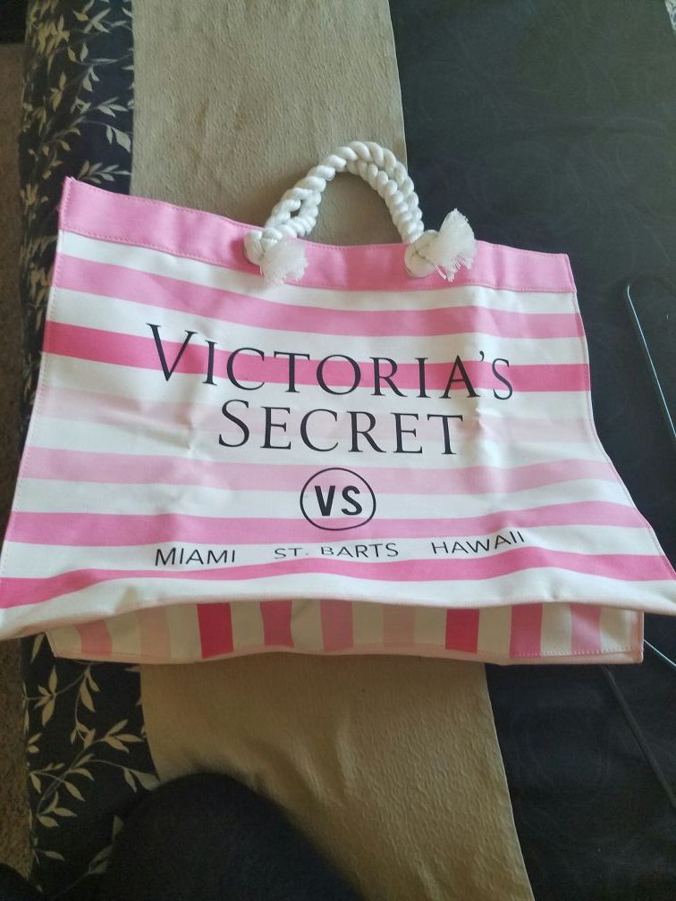 Vs tote bag