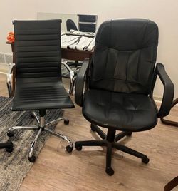 Choice of 2 Desk Chairs - Both Roll And Seats Raise & Lower - Will Sell Individually Or Together
