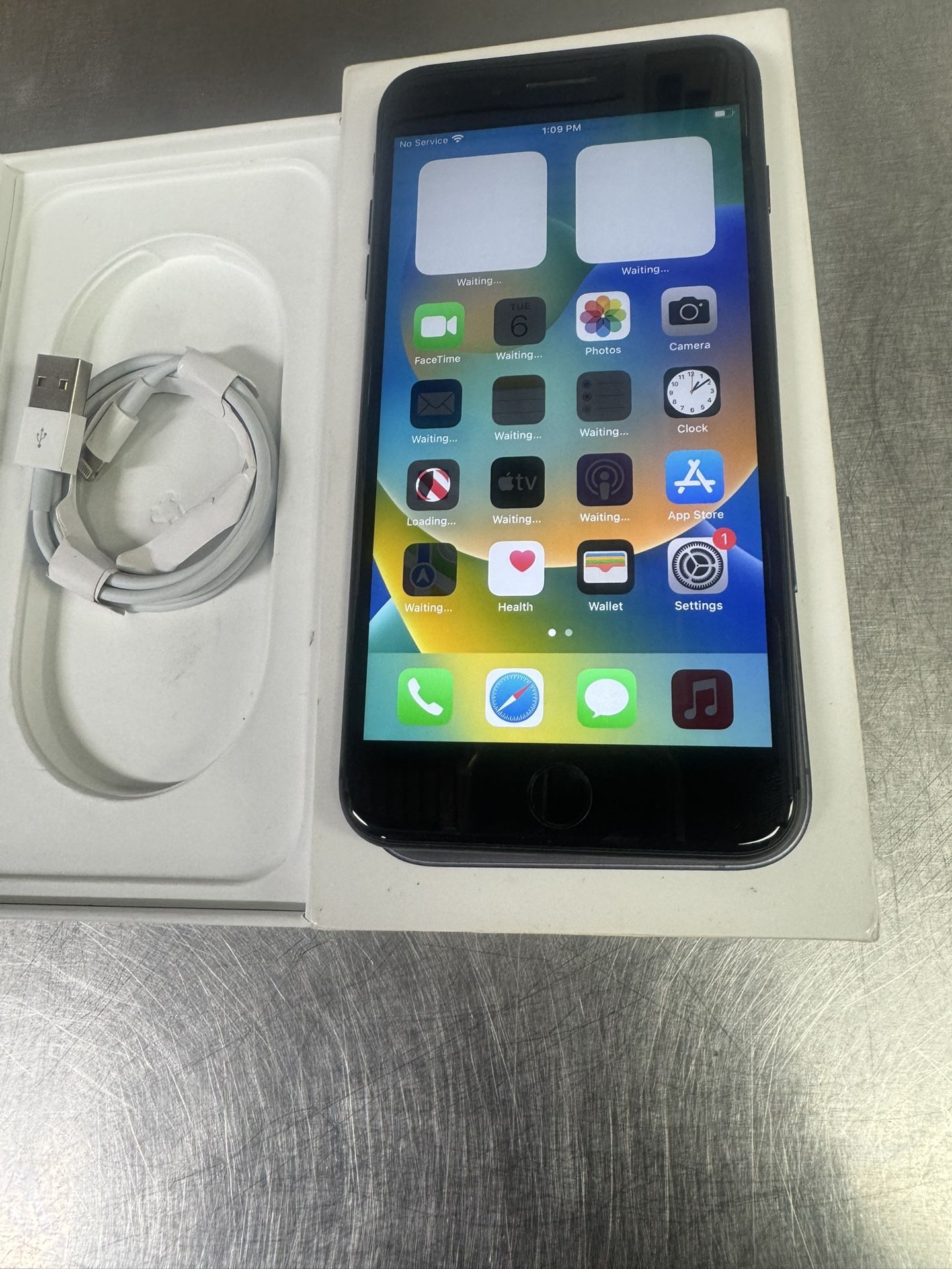 iPhone 8 Plus 256gb Factory Unlocked