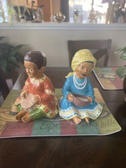 Boy. &. Girl. Ceramic. Sculptures /. Statues 