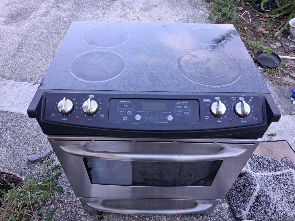 Glasstop Stove