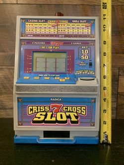 Radica Electronic Criss Cross Slot 7 Game