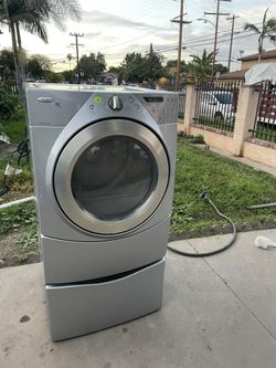 Whirlpool Duet Steam Dryer Large Capacity 