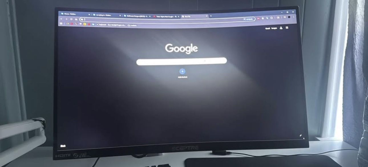 240 hz curved sceptre monitor with huanuo arm stand