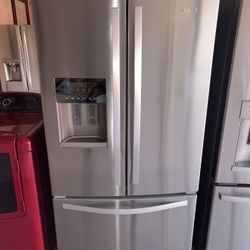 Whirlpool Stainless Steel Refrigerator And Freezer