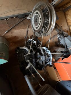 Yamaha Vstar-1100 PARTS