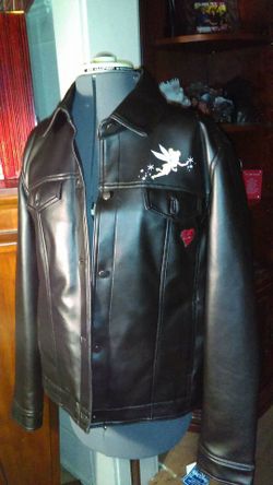 NEWWWW Limited Edition Disney thinkerbell!