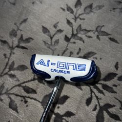 Putter AI One Cruiser