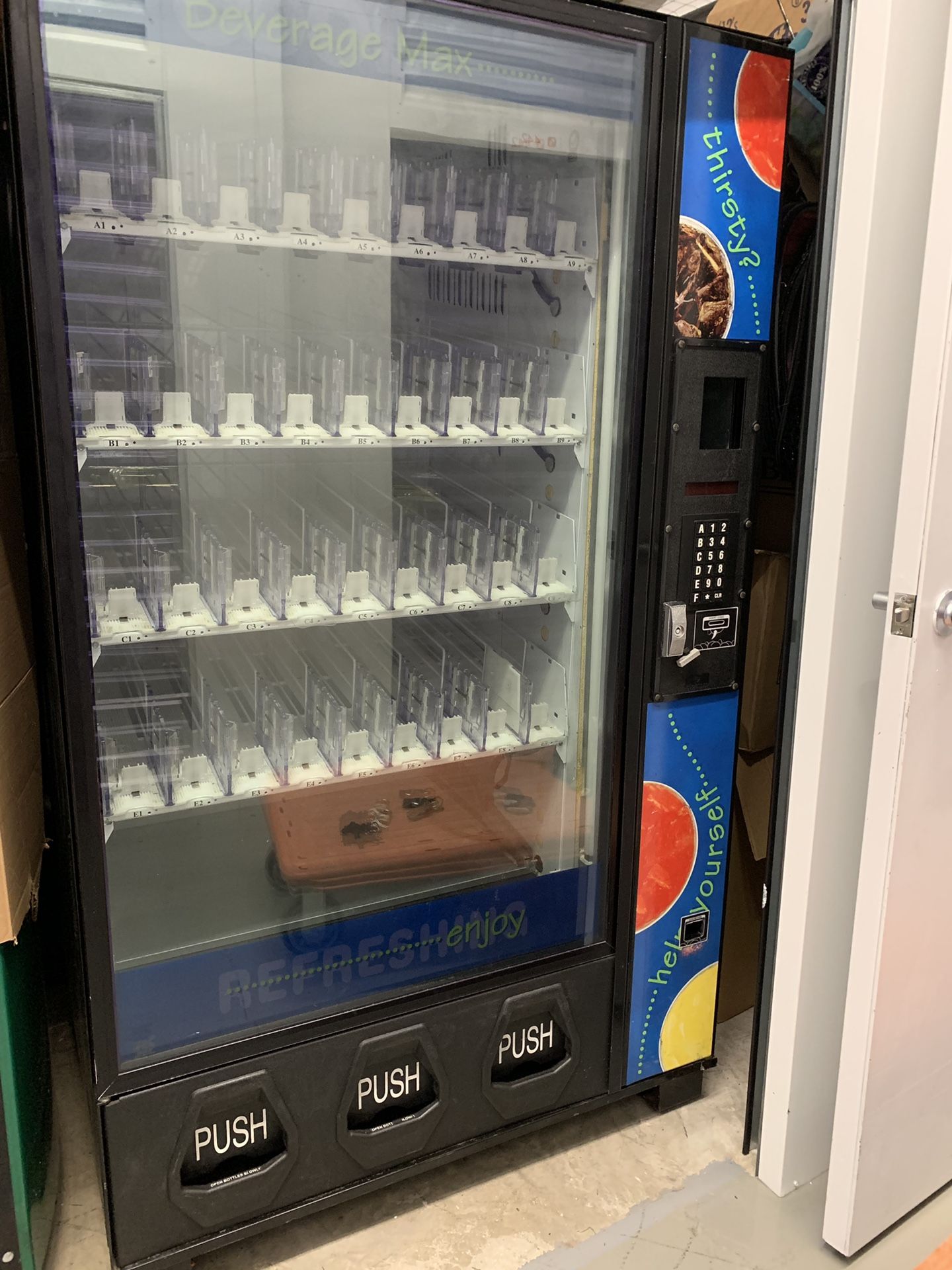 Vending machine glass front