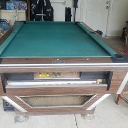 Pace Setter Pool Table