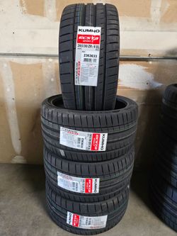 265 30 19 Kumho Tires