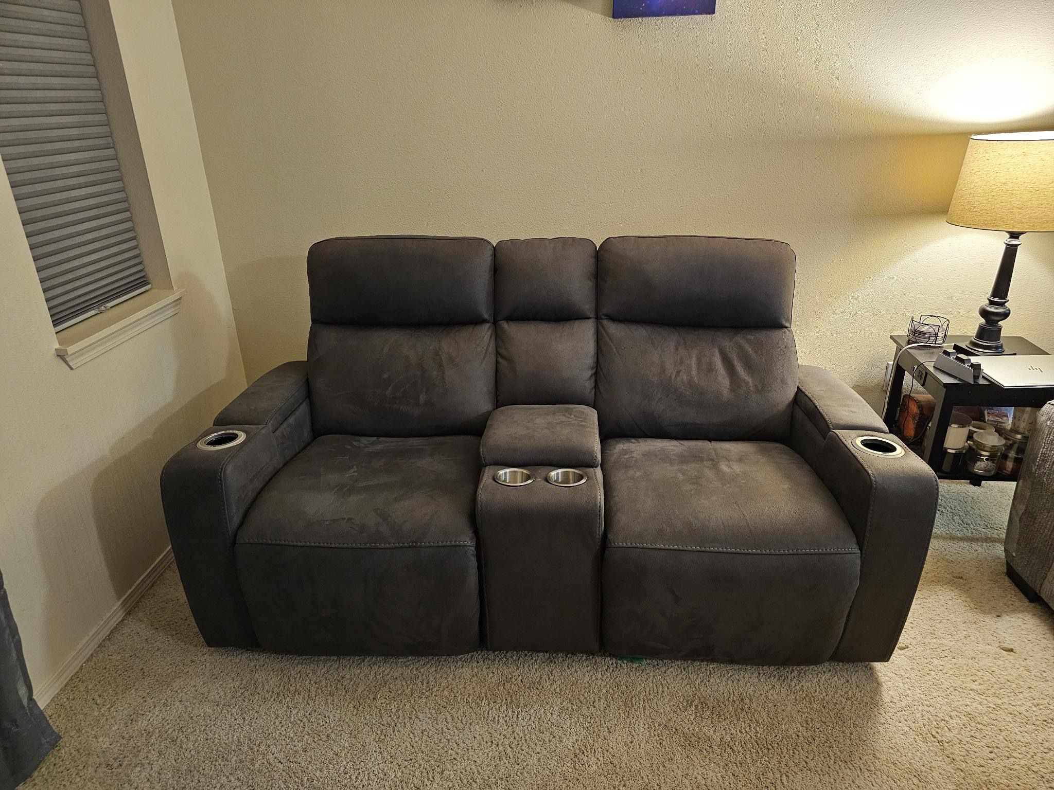 Like New Power Recliner Sofa