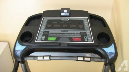 Horizon T500 Triflex Cushioning System Treadmill for Sale in Union City NJ OfferUp