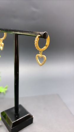 18k Gold Plated Full Rhinestone Circle Heart Clip on Huggie Hoop Earrings