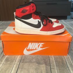 Chicago Mids Men Size 8