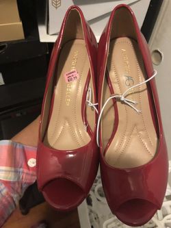 Heels red