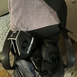 Venom Gloves, Rda Helmet And A Back Brace With A Tote Bag