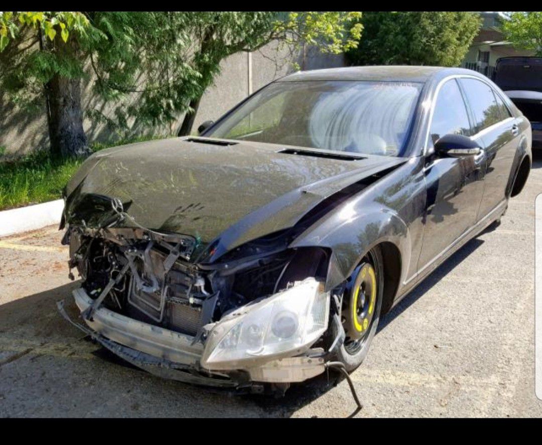 W221 2007 Mercedes S550 Parts Parting Out